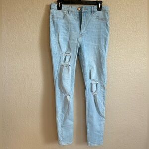 Distressed Light Wash Women’s Jeans Size 8 H&M